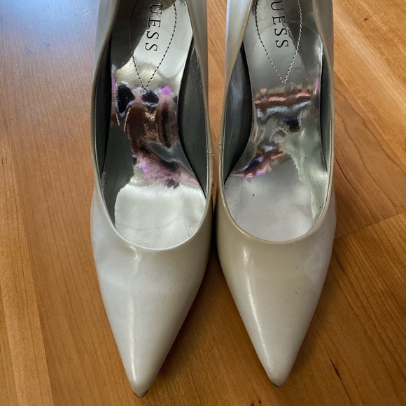 Guess Heels - Picture 2 of 6